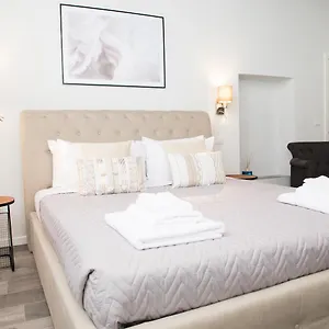 Villa Suityrhome Rionemonti16, Roma